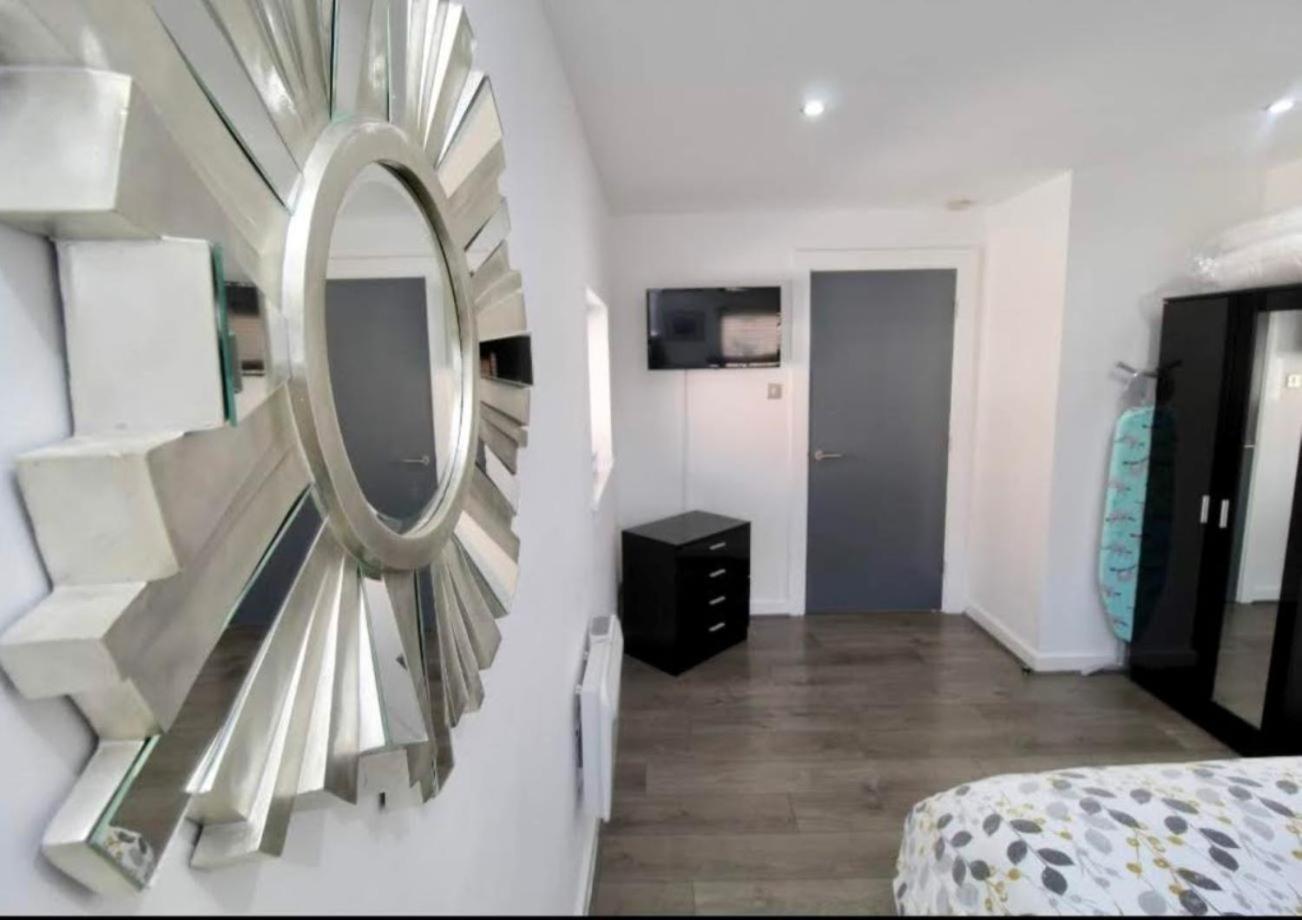 Campbell Square Apartment 3 Liverpool Ngoại thất bức ảnh